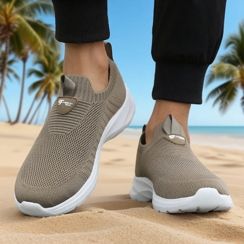 Lightweight Mesh Running Shoes – Breathable Athletic Sneakers for Men