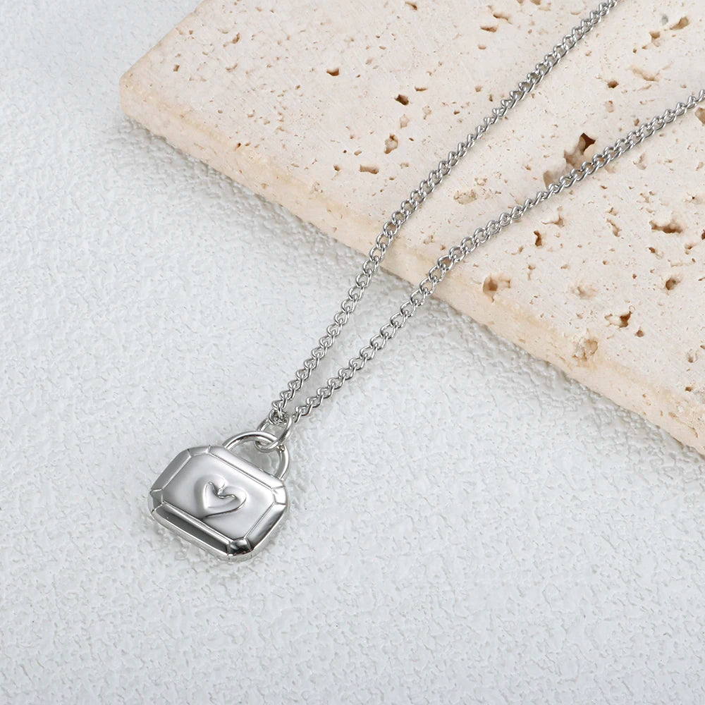 Stainless Steel Heart Pendant Necklace – Waterproof Jewelry for Women